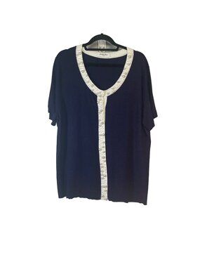 Judith Hart Woman Navy Blue Short Sleeve Top Pearl Accents Contrast Trim